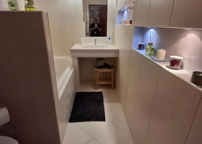 Modern - Wifi, Coffee *